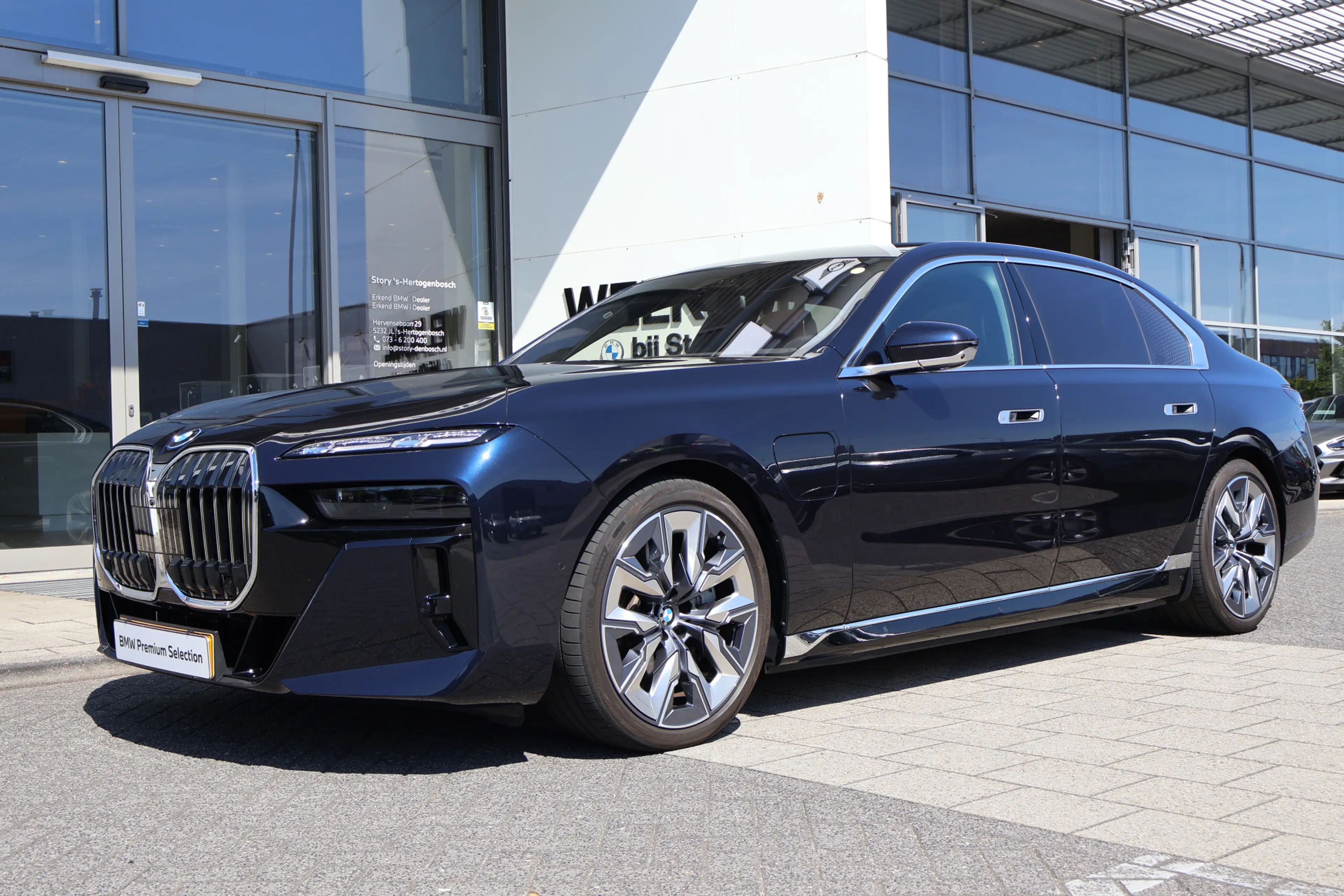 BMW 750 7 Serie 750e xDrive M Sport Automaat / Panoramadak — photo 3