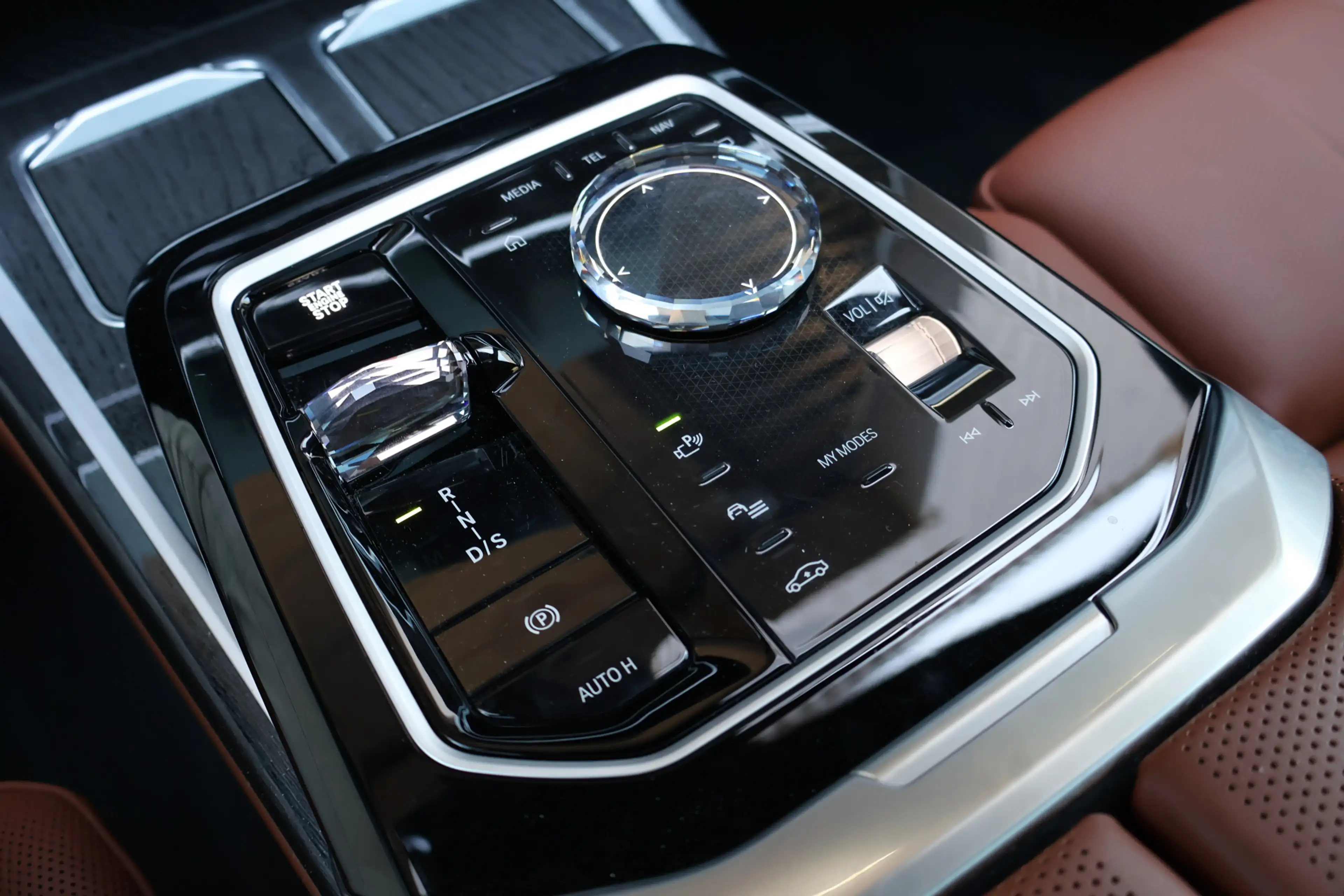 BMW 750 7 Serie 750e xDrive M Sport Automaat / Panoramadak — photo 12