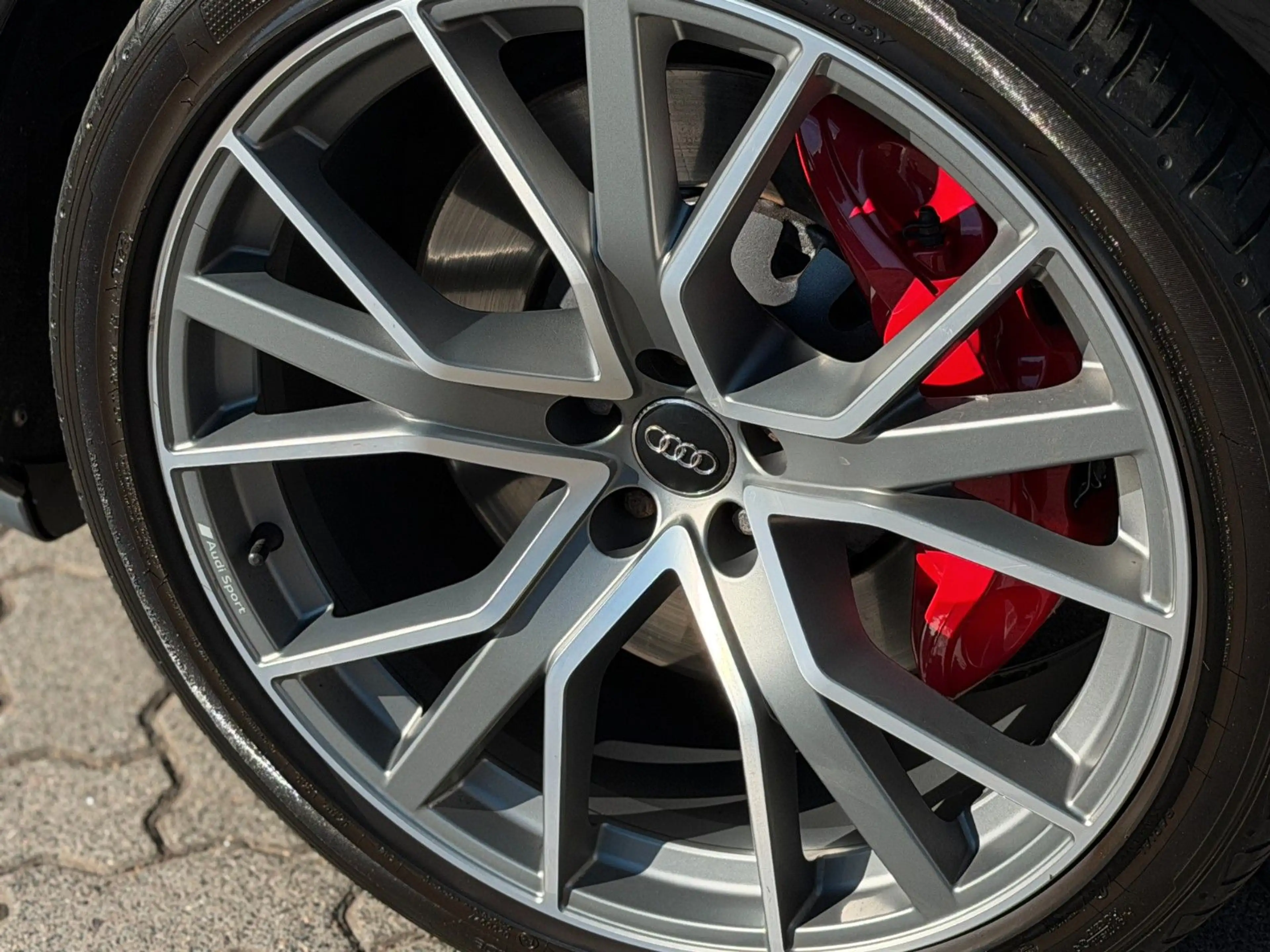 Audi SQ7 4.0 TDI S-Line quattro V8/PANORAMA/ACC — photo 9