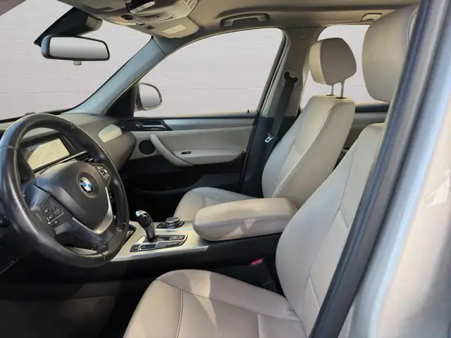 BMW X3 view 9
