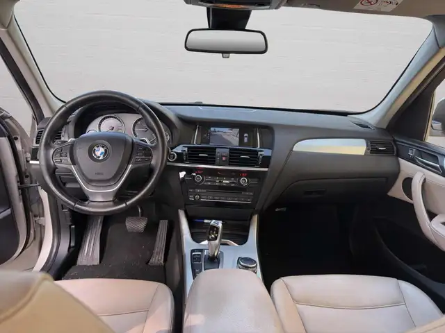 BMW X3 view 11