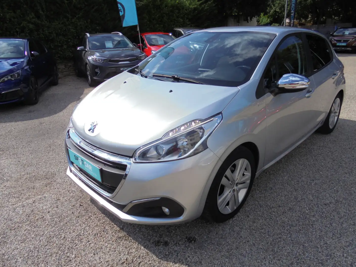 Peugeot 208 82ch BVM5 Style - 1