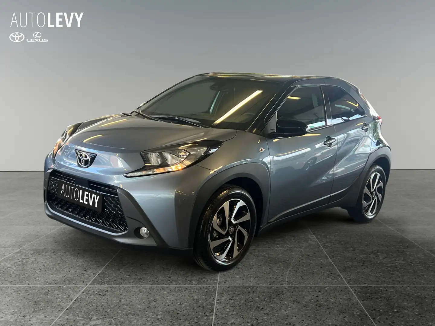 Toyota Aygo X 1.0 Teamplayer *CARPLAY*SOFORT* Grau - 2