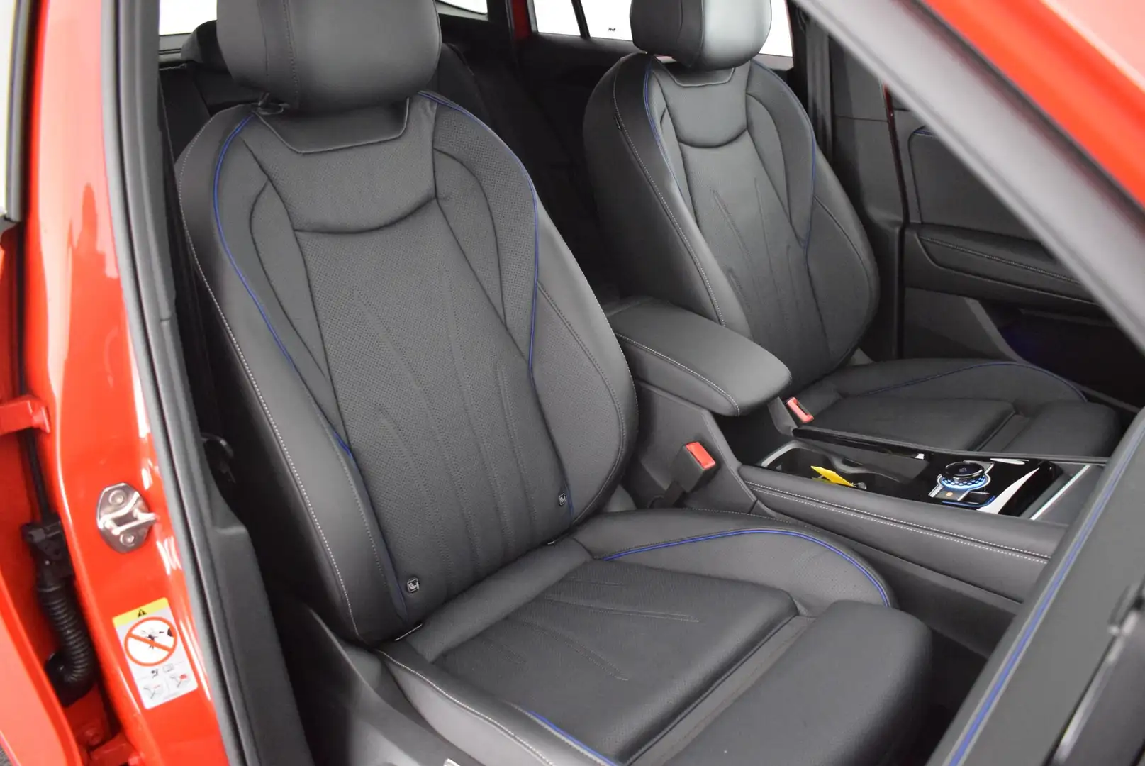 Volkswagen Tiguan 1.5 204pk eHybrid R-Line Business Trekhaak 360Came Rood - 2