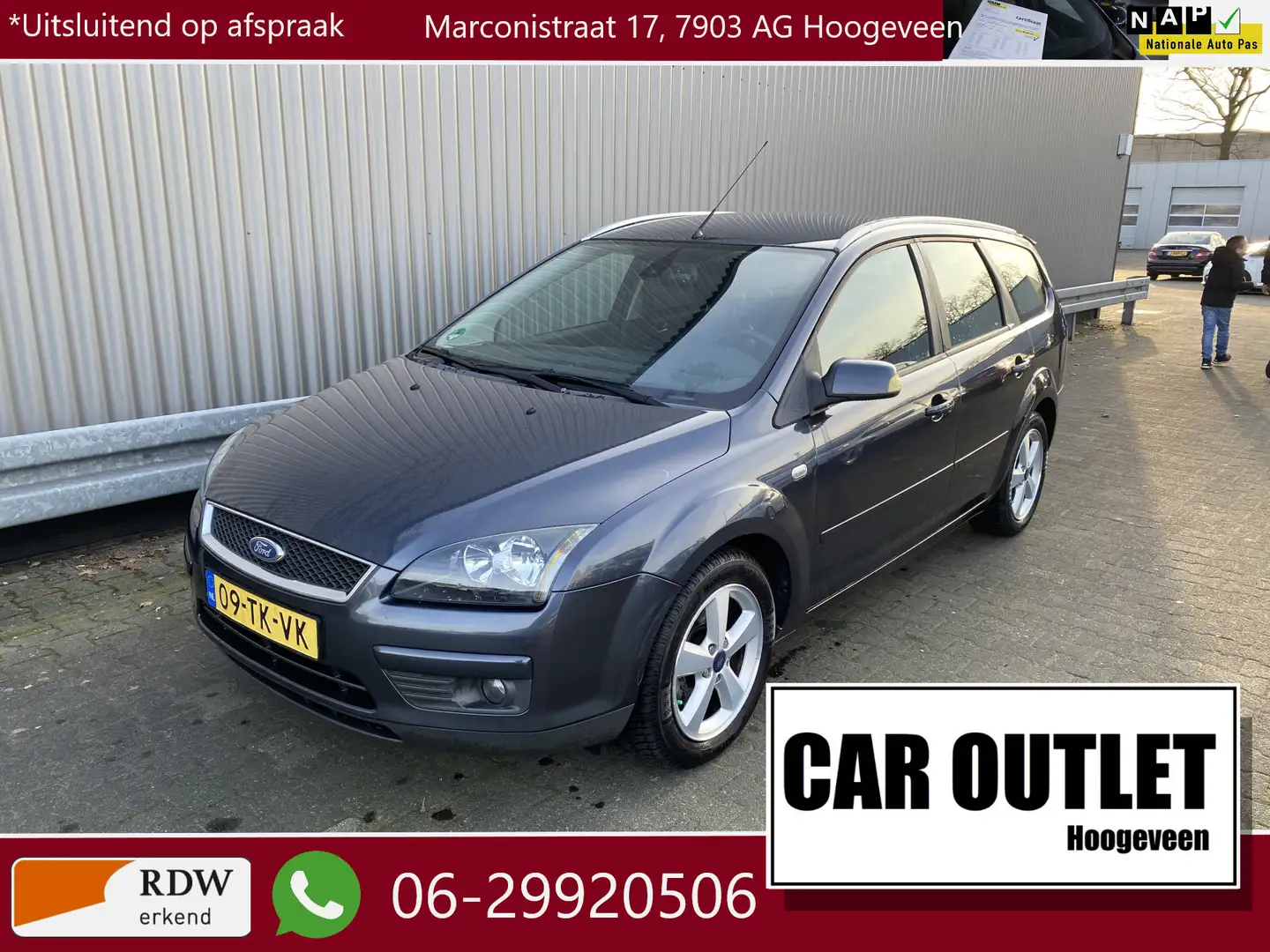 Ford Focus Wagon 2.0-16V Titanium Clima, Half Leer, Multimedi Grijs - 1