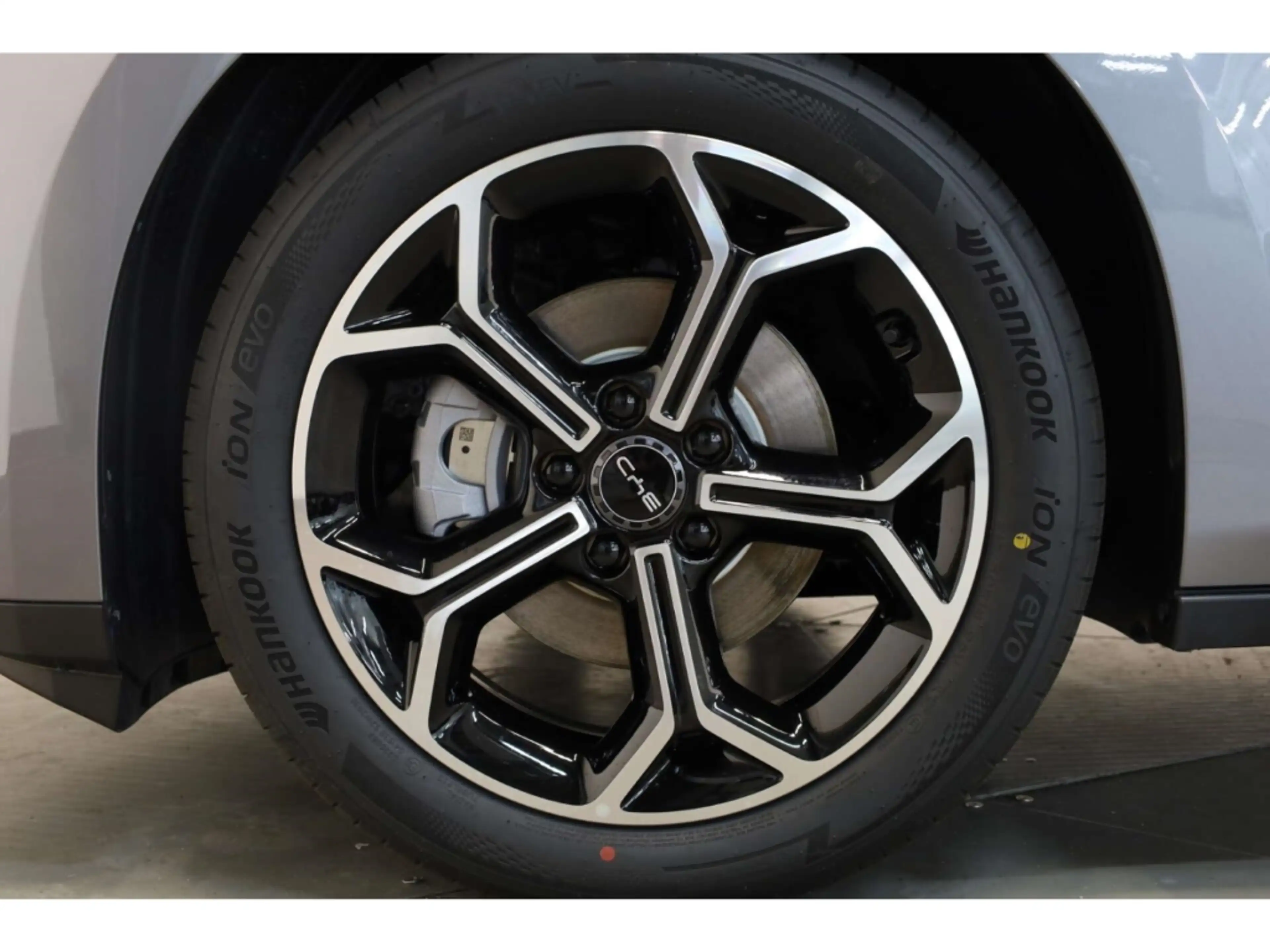 BYD Dolphin G DM-i Comfort — photo 8