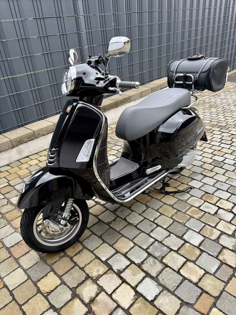Vespa GTS 300 MD3C Czarny - 2