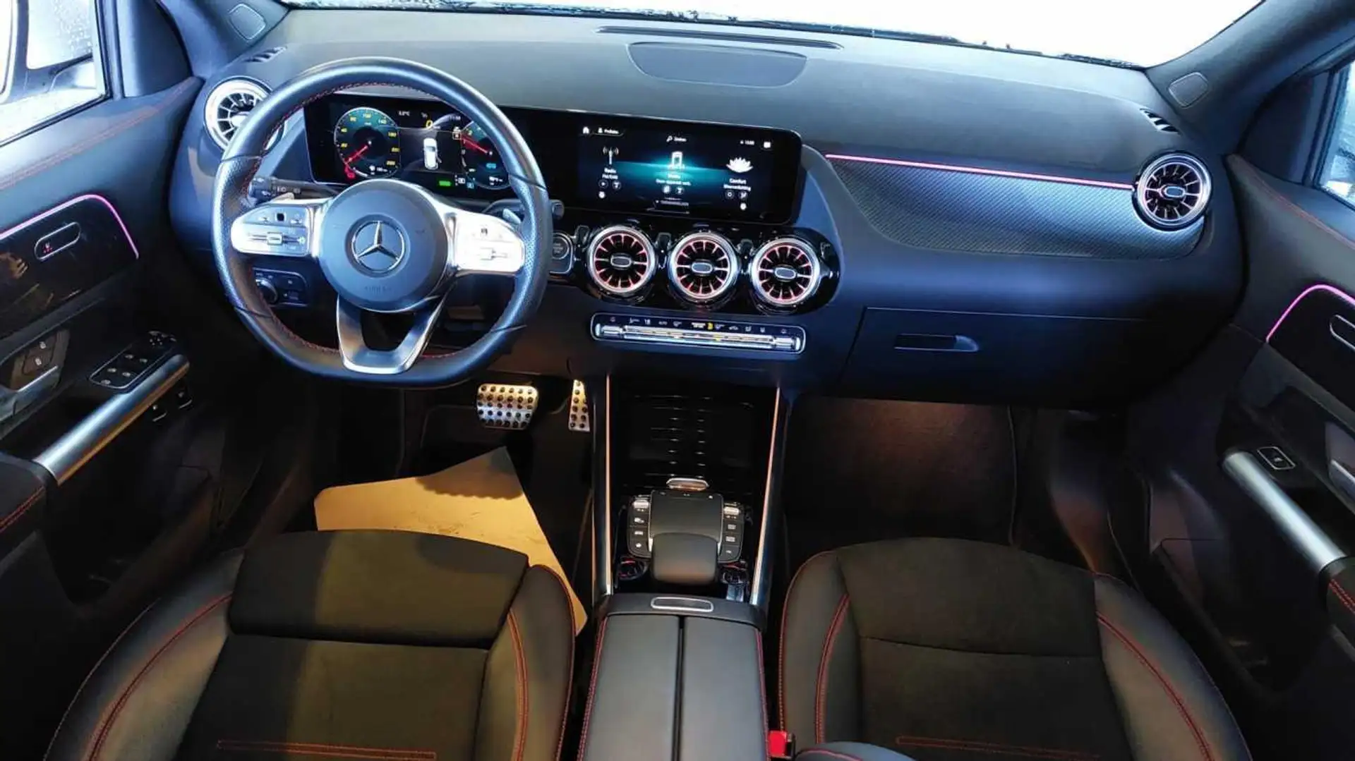 Mercedes-Benz GLA 250 e AMG Line | Smartphone Integratie | Verwarmde Zet Wit - 2