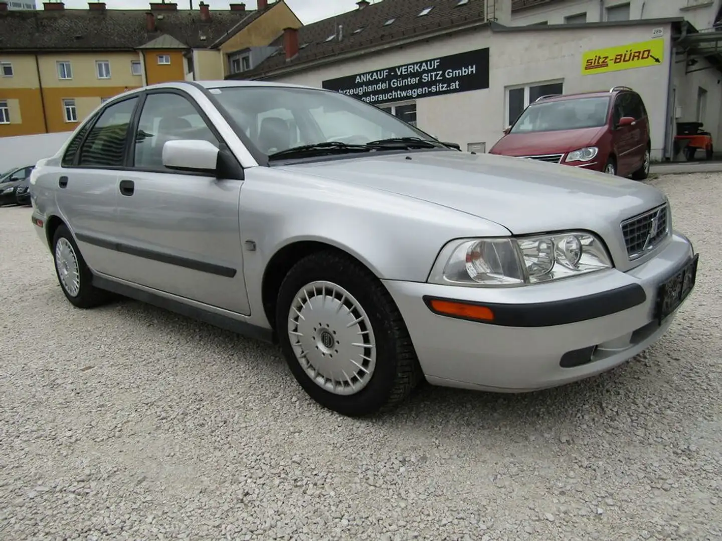 Volvo S40 1.8 16V Grau - 2