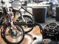 Royal Enfield Classic 350 ABS, Lieferservice, sofort lieferbar Noir - thumbnail 14
