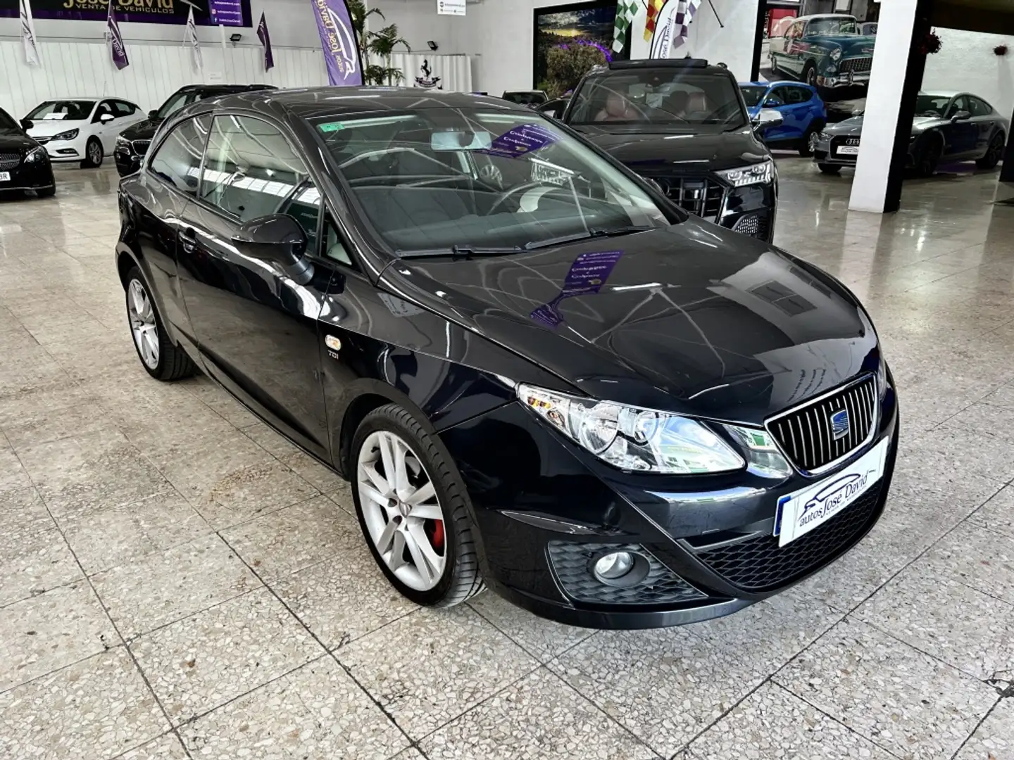 SEAT Ibiza SC 1.6TDI CR Style 105 Noir - 2