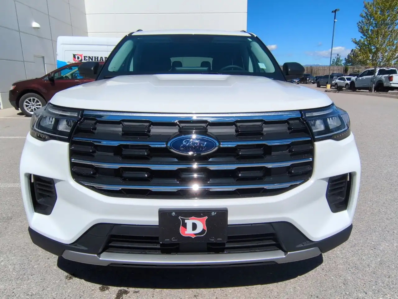 Ford Explorer снимка Ford Explorer