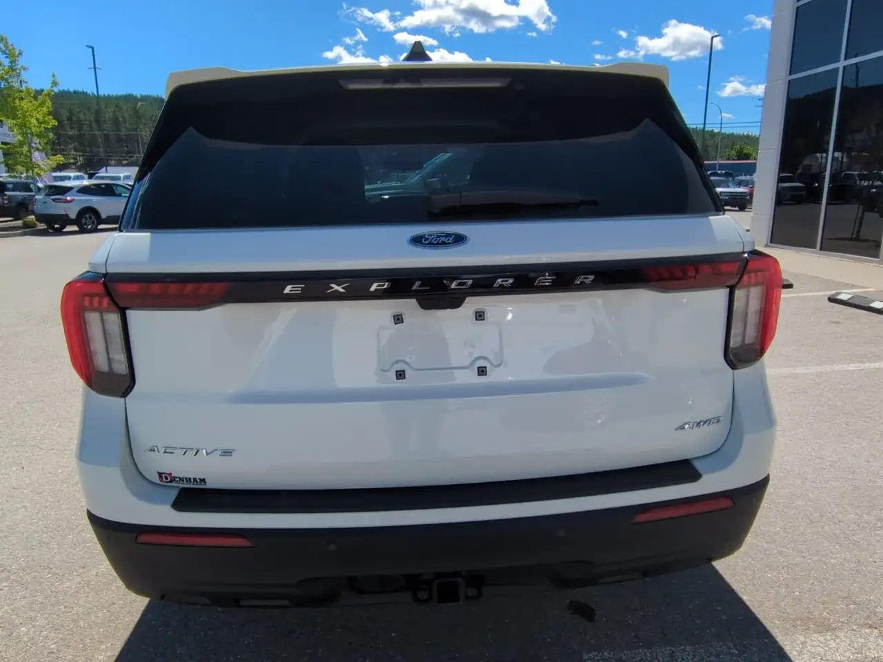 Ford Explorer снимка Ford Explorer