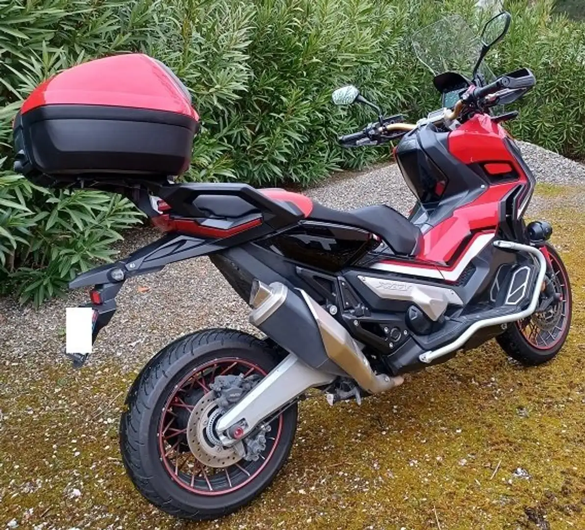 Honda X-ADV MTT2 non bridé Roşu - 2