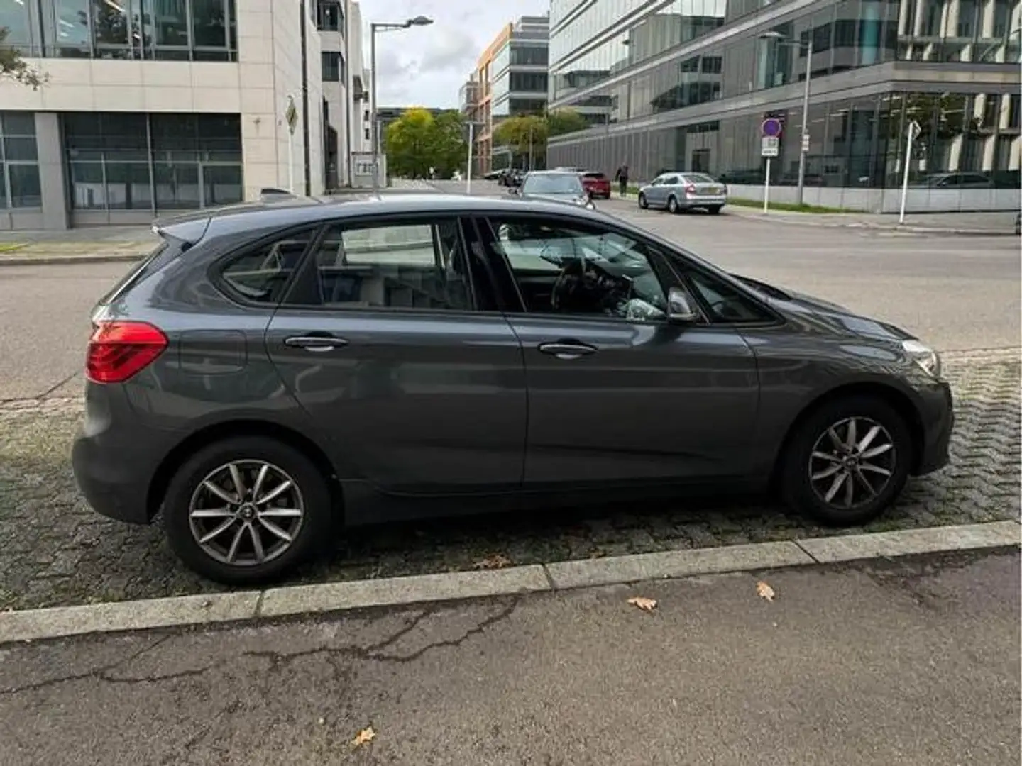 BMW 218 218i Active Tourer Aut. Gris - 1