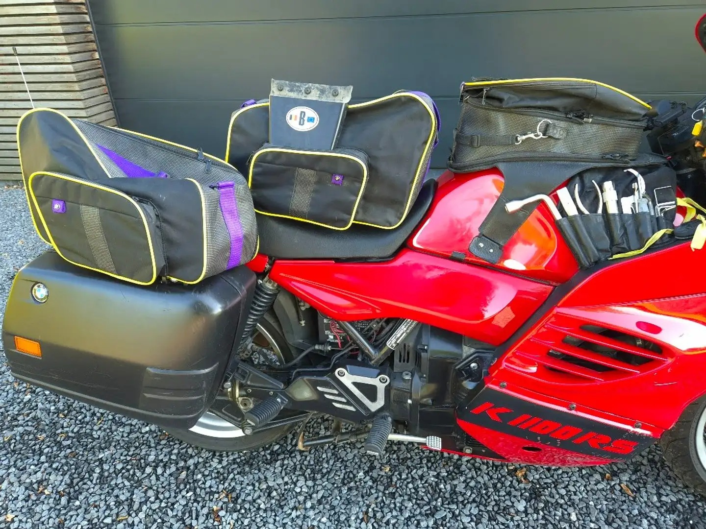 BMW K 1100 RS Rouge - 1