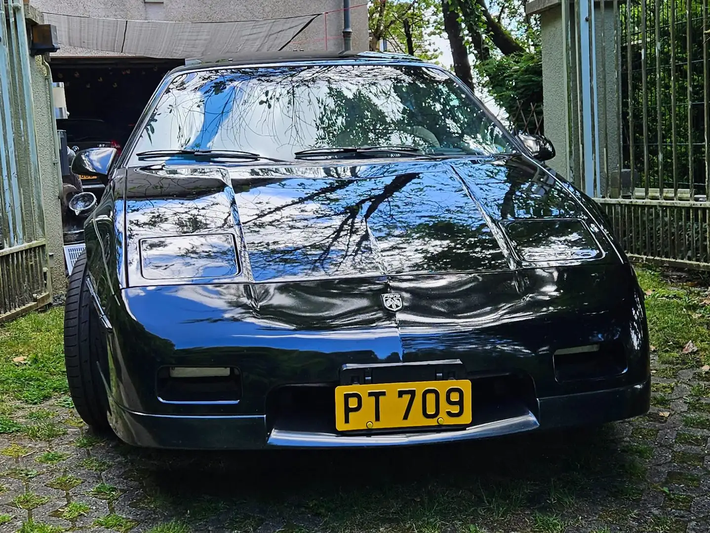 Pontiac Fiero V6 Noir - 1