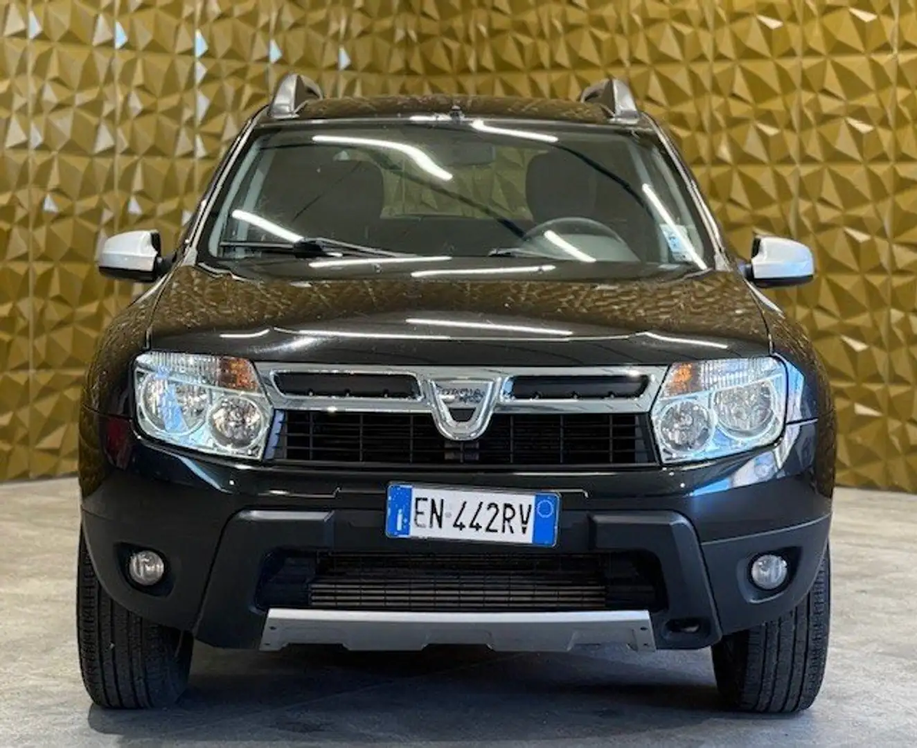 Dacia Duster Duster 1.5 dci Laureate 4x2 110cv Noir - 1