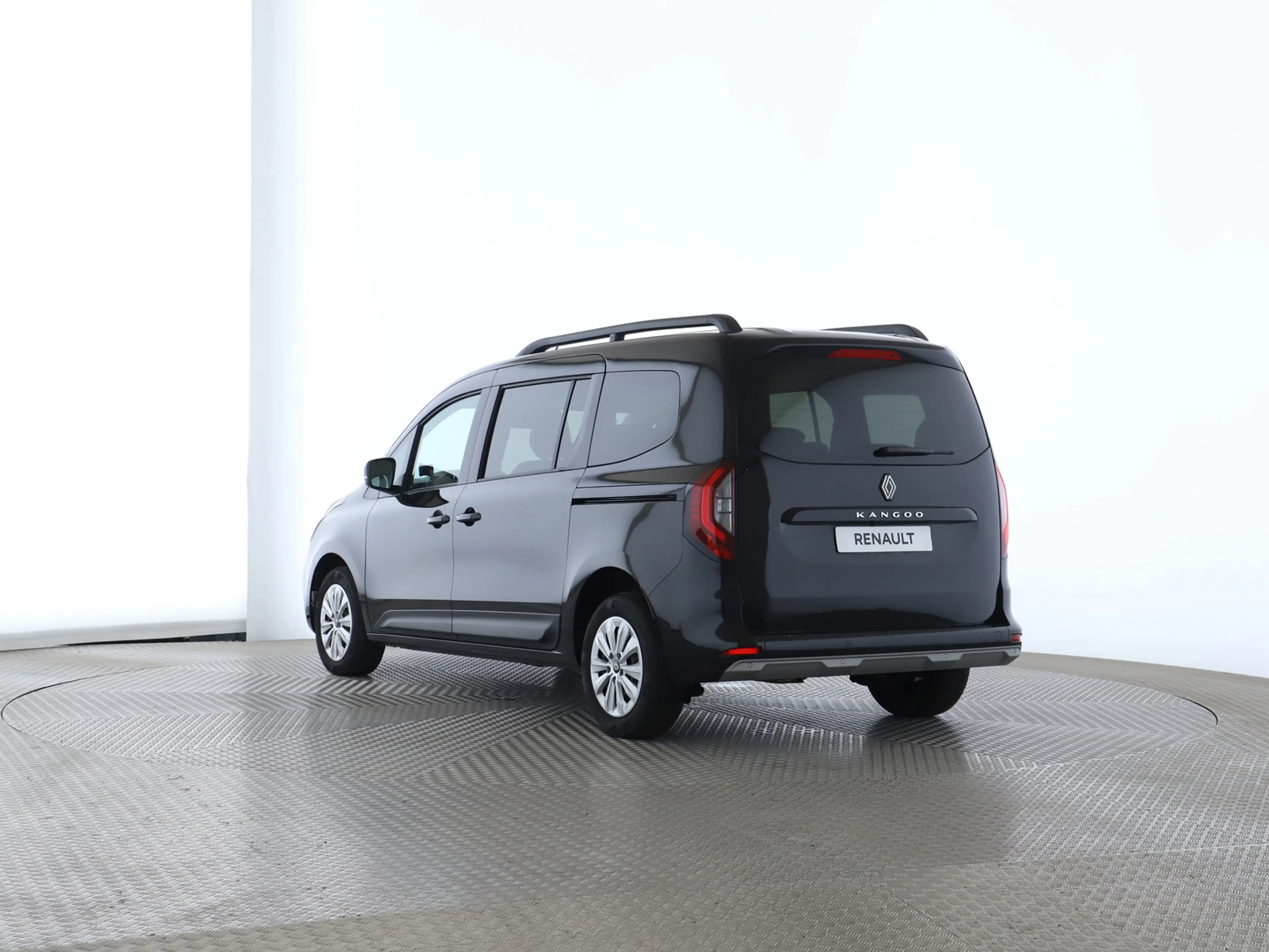 Renault Kangoo TECHNO TCe 130 EDC Apple CarPlay — photo 4