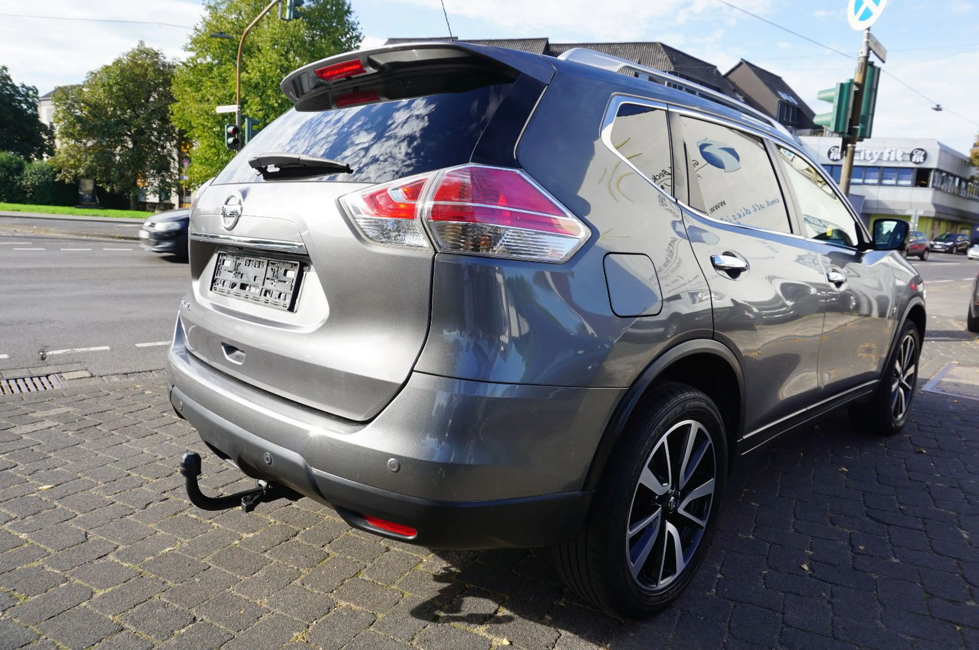 Nissan X-Trail N-Vision 4x4 Automatik/Kamera/TÜV neu!! — photo 5