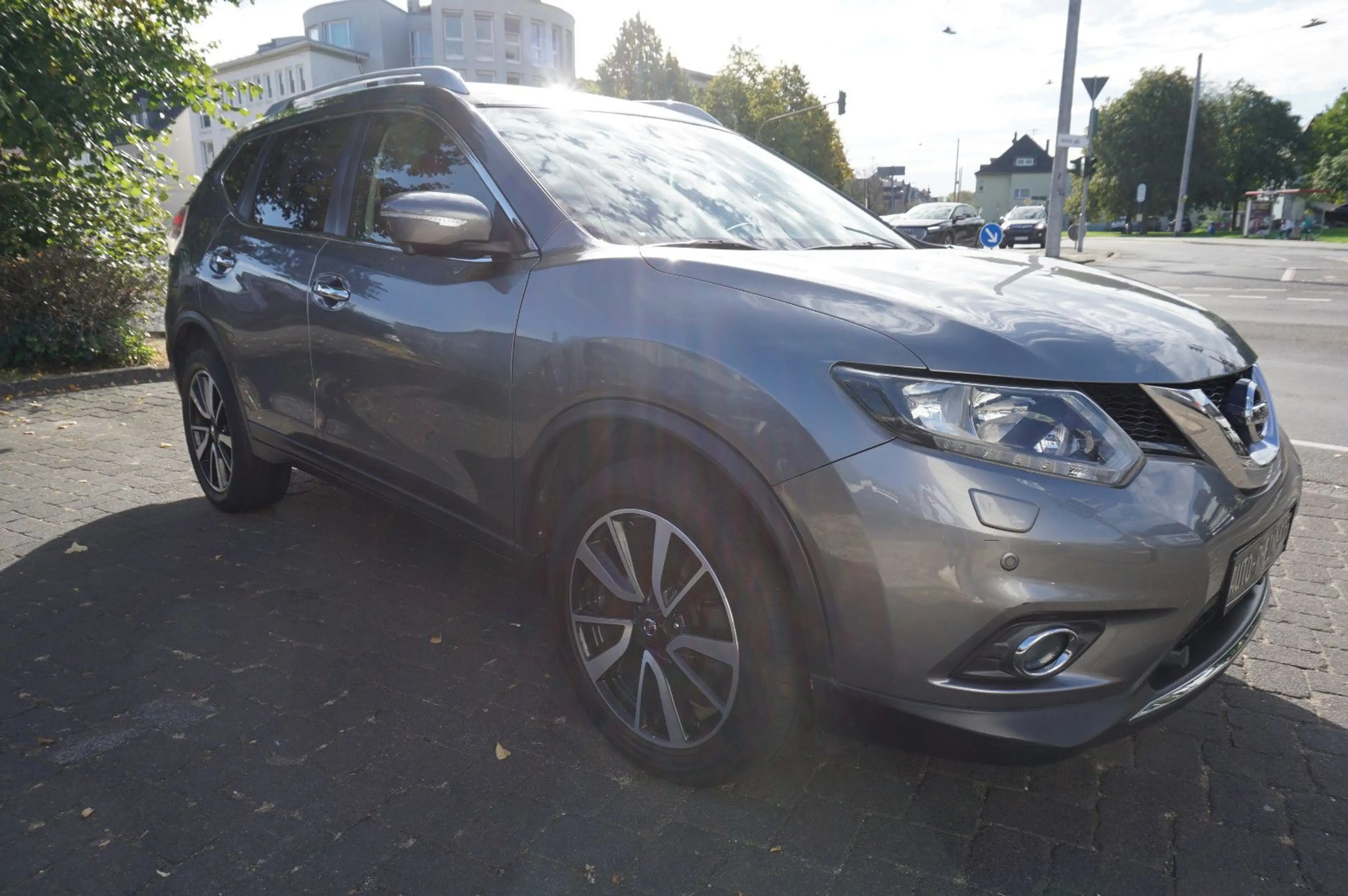 Nissan X-Trail N-Vision 4x4 Automatik/Kamera/TÜV neu!! — photo 3
