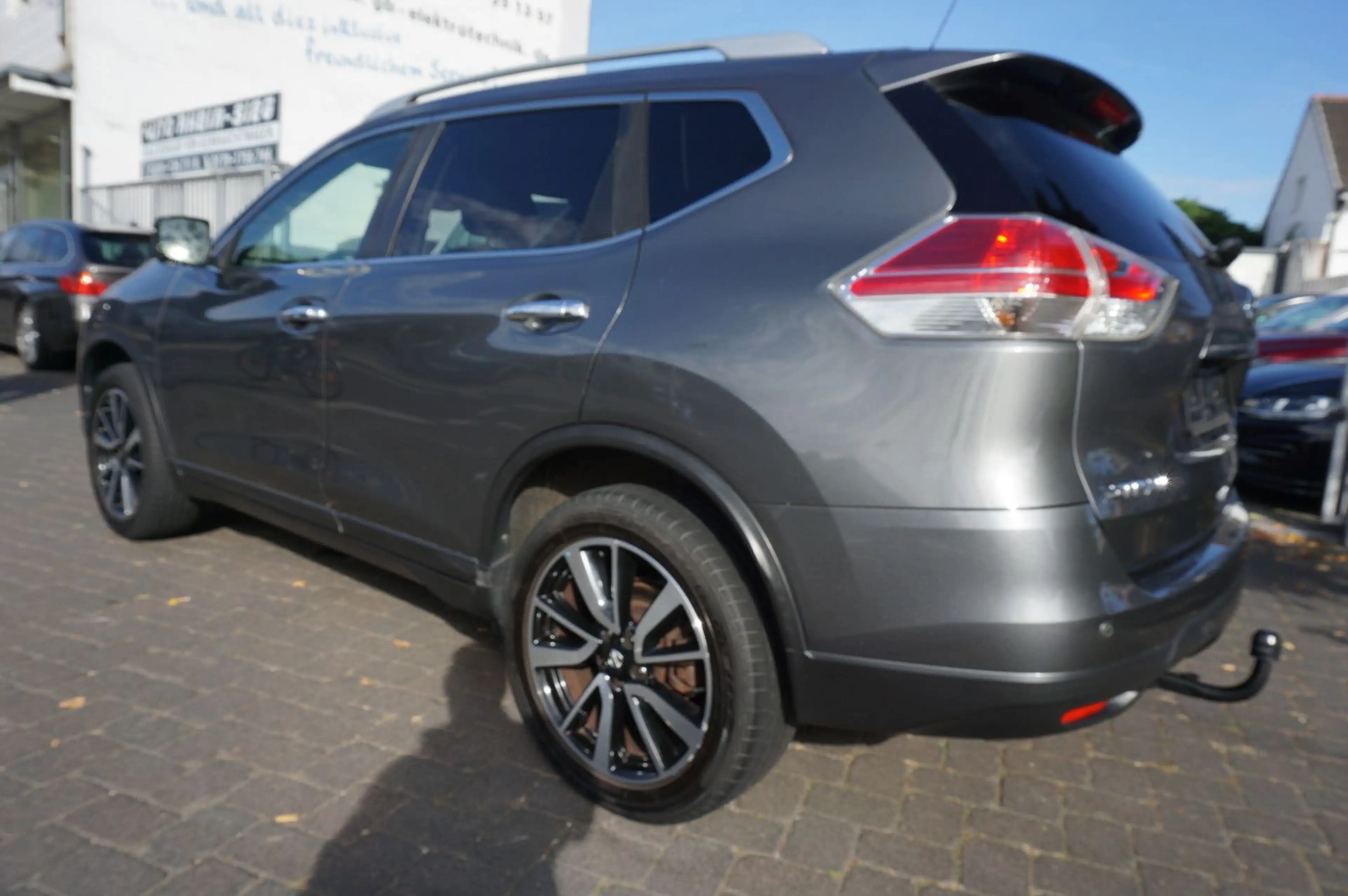 Nissan X-Trail N-Vision 4x4 Automatik/Kamera/TÜV neu!! — photo 7