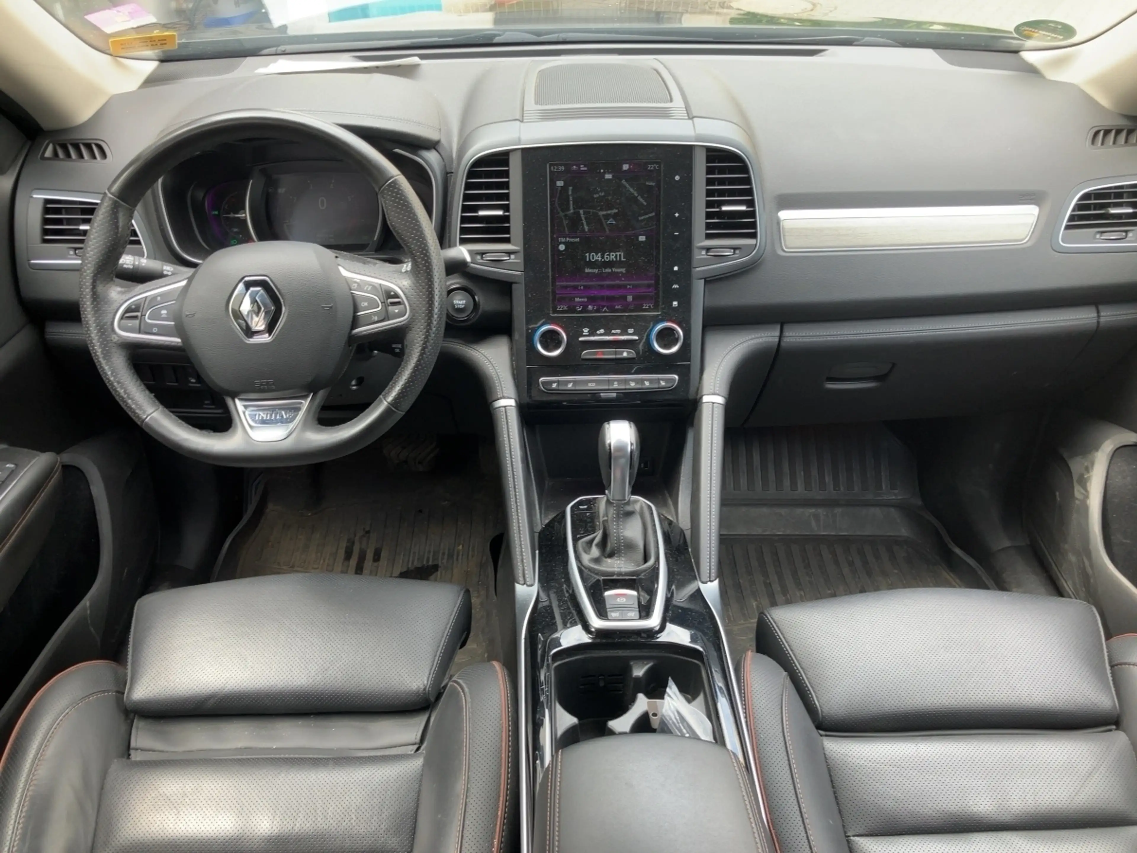 Renault Koleos INITIALE PARIS TCe 160 Automatik — photo 14