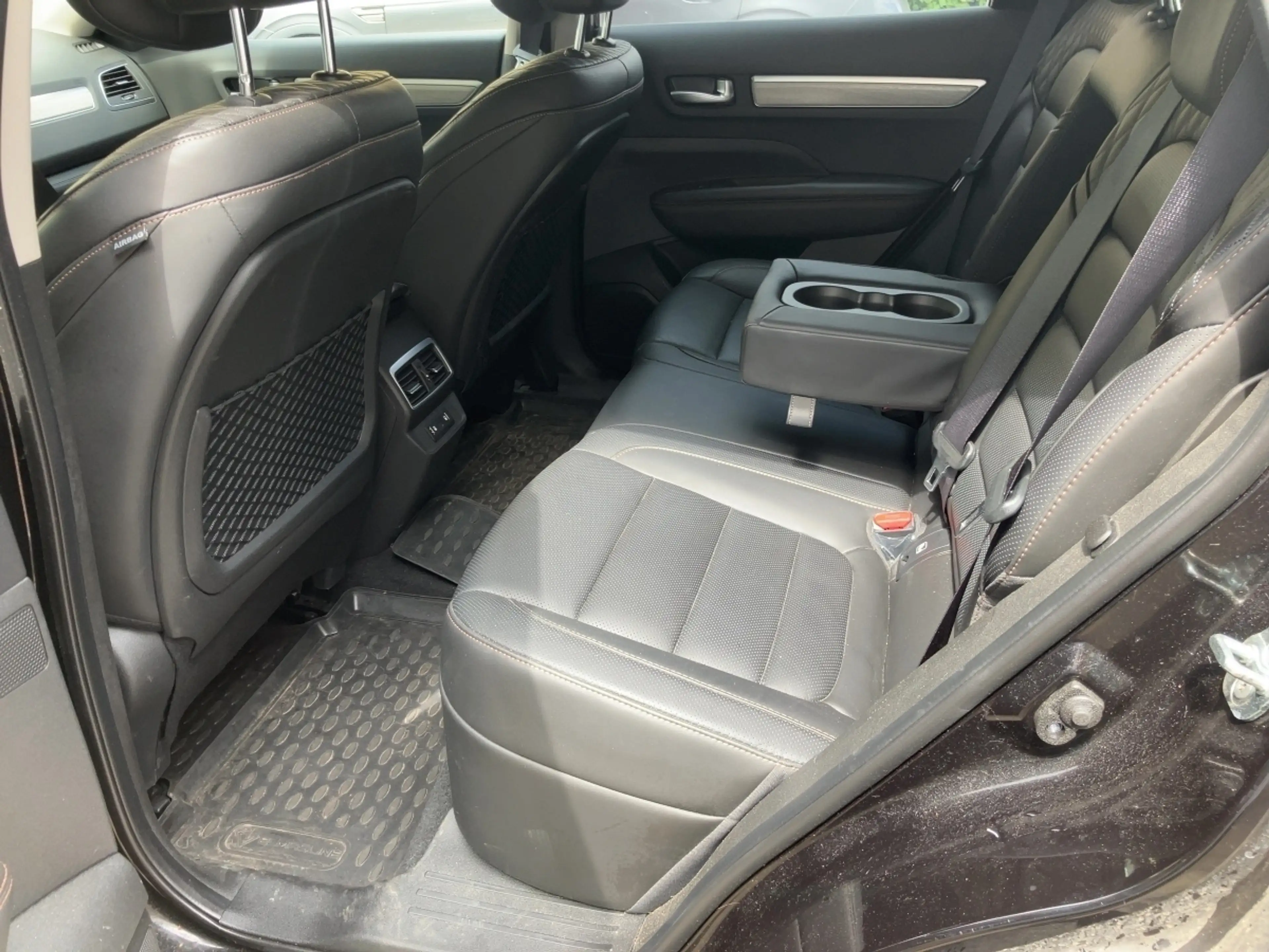 Renault Koleos INITIALE PARIS TCe 160 Automatik — photo 12