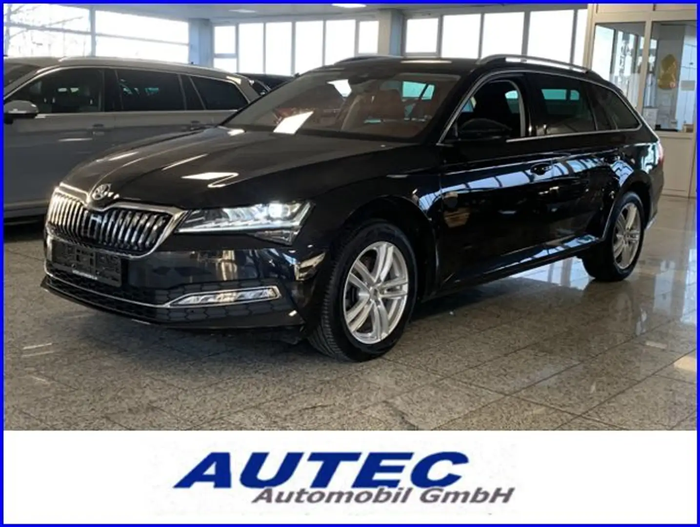 Skoda Superb Combi 2.0 TDI AHK+SPURH+LED+ACC+KAMERA Noir - 1