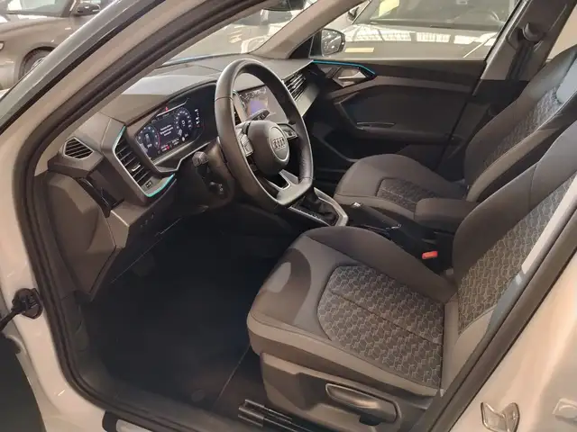 Audi A1 view 16