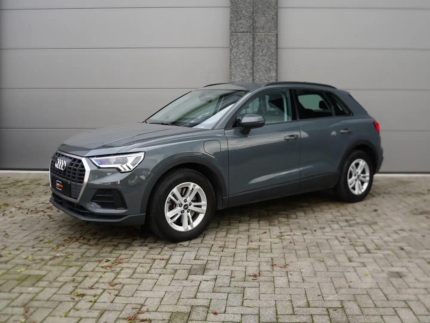 Audi Q3 45TFSIe * TREKHAAK/EL KOFFER/ZETELVERW./ SPORT * Gris - 2