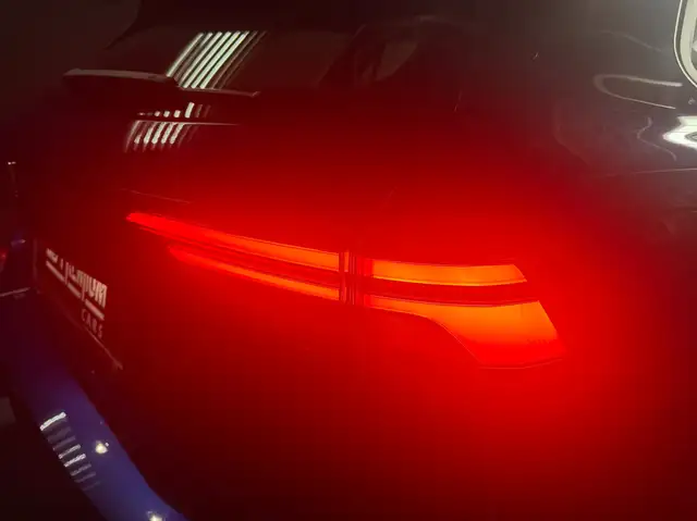 Volkswagen Passat view 25