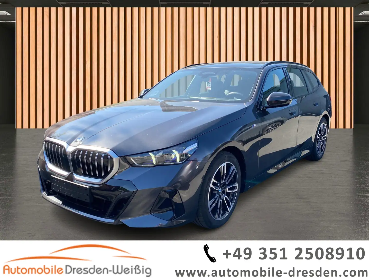 BMW 520 d Touring xDrive M Sport*HeadUp*AHK*Pano* Grau - 1