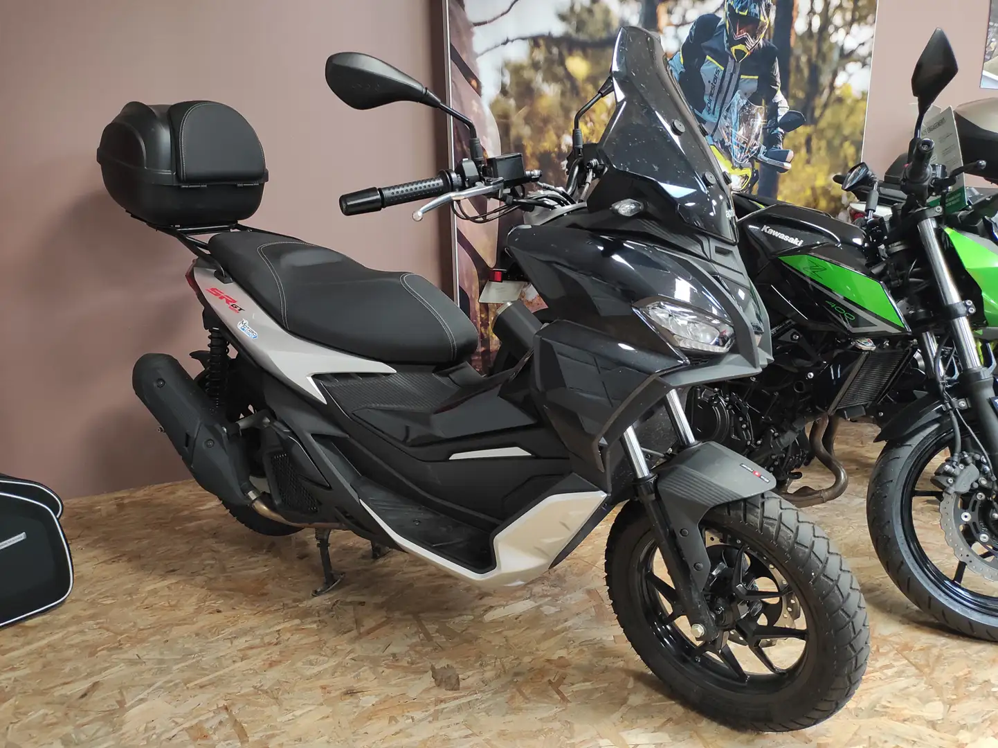 Aprilia SR 125 - 1