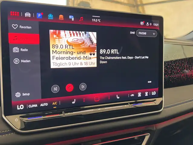 Volkswagen Tiguan view 14