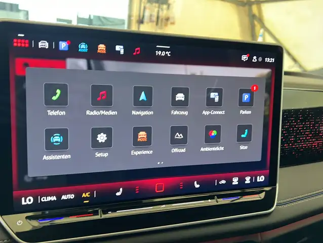 Volkswagen Tiguan view 9