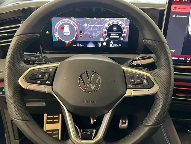 Volkswagen Tiguan view 5
