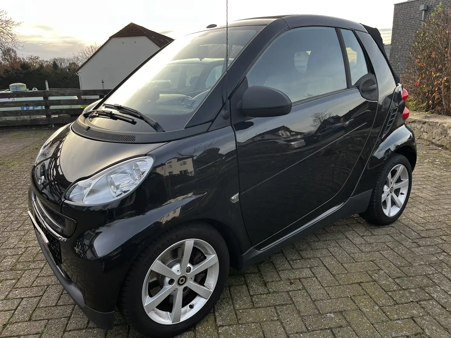 smart forTwo Basis 52 kW (451.431) Schwarz - 1