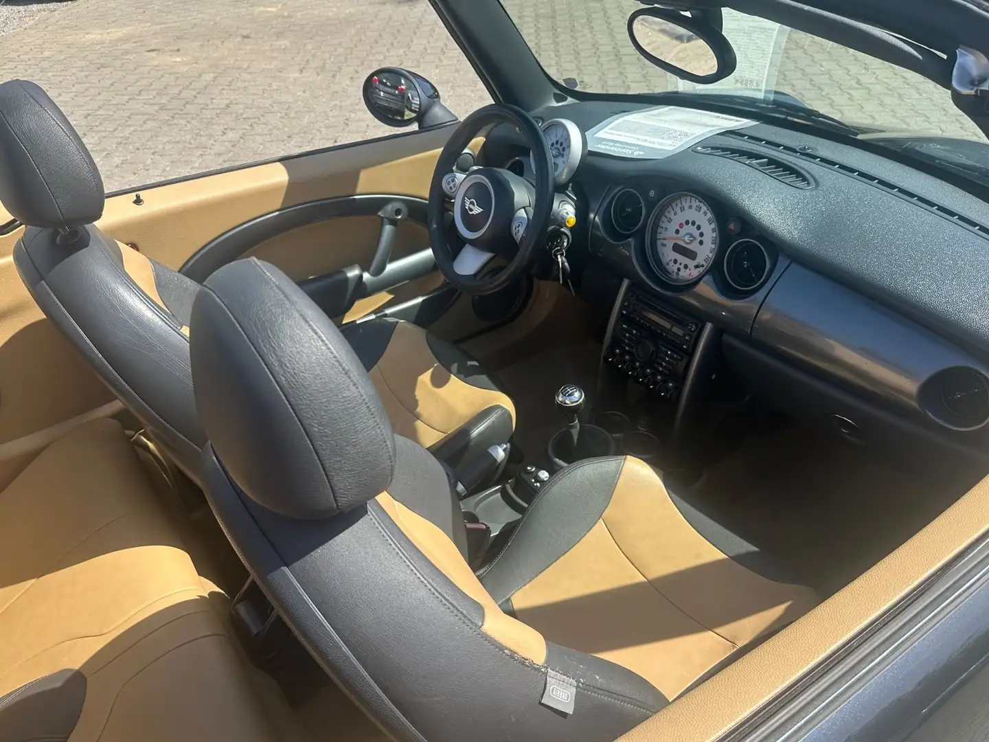 MINI Cooper Cabrio Cooper Schwarz - 2