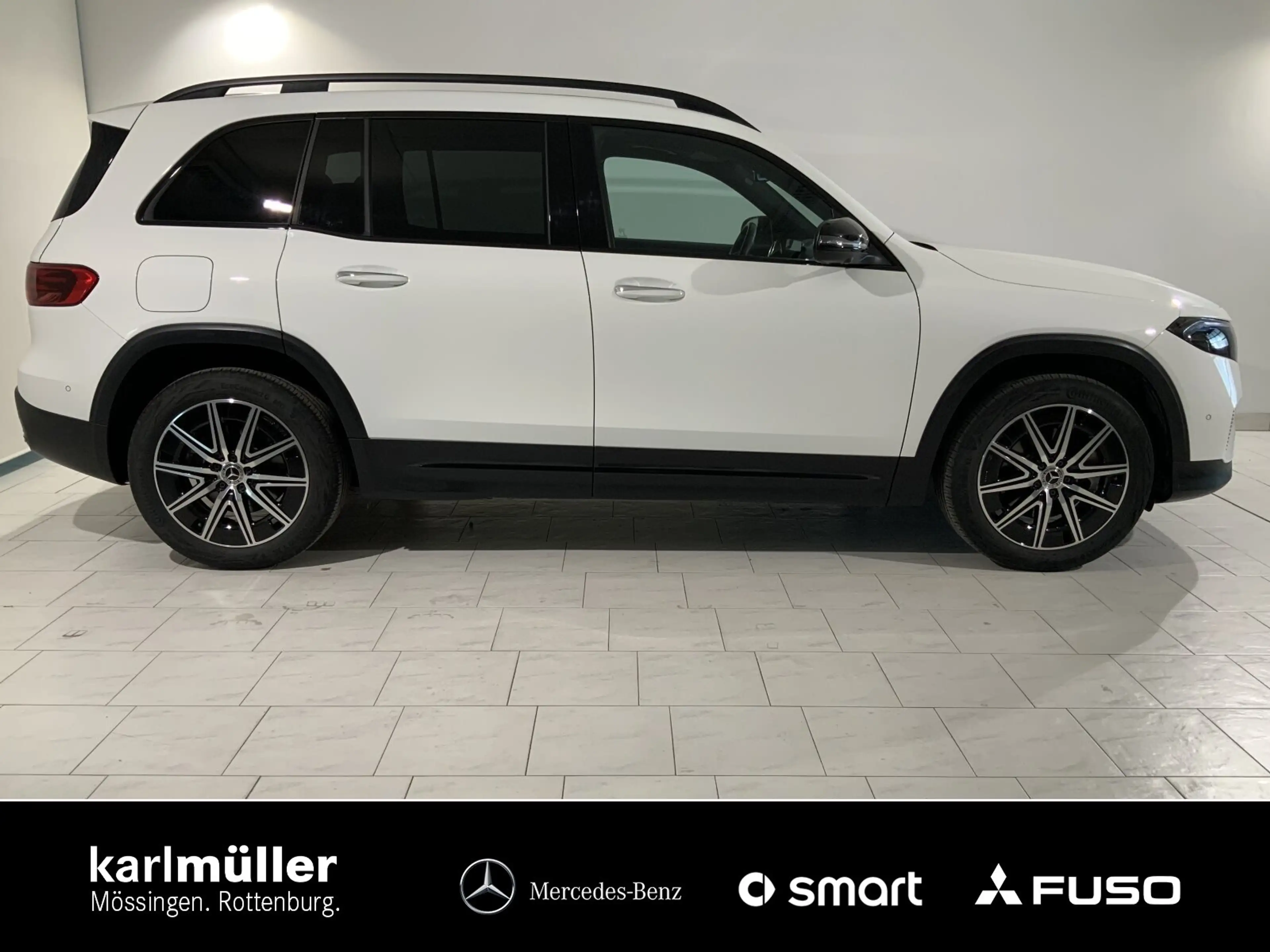 Mercedes-Benz EQB 250 EQB 250+ Night+Electric Art+Pano+Memory+WinterP — photo 3