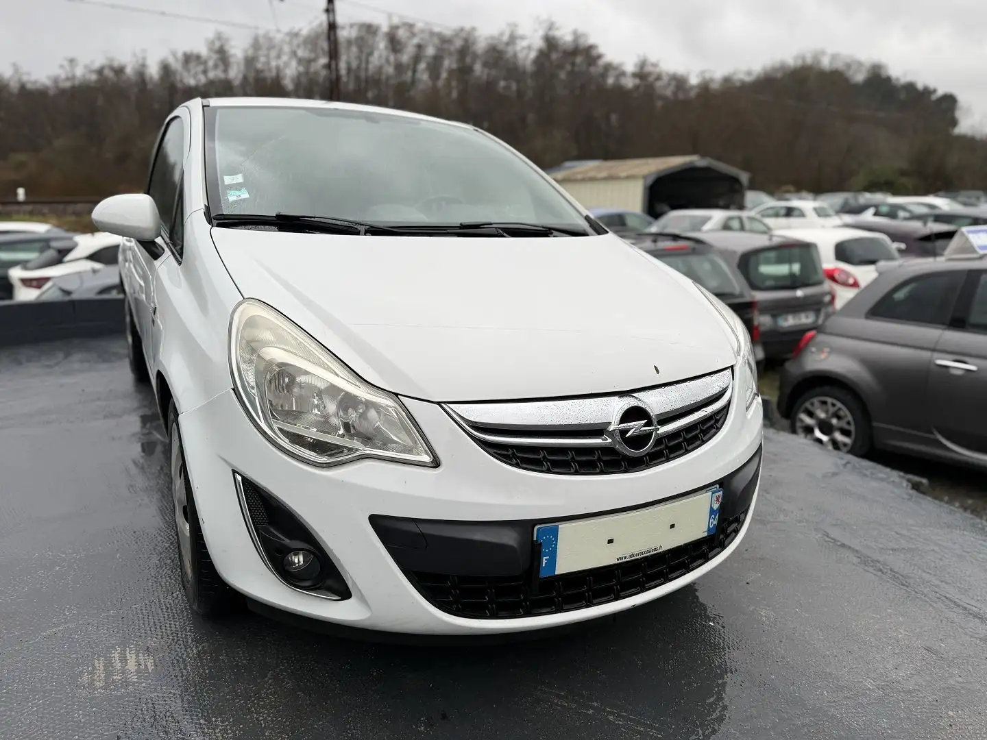 Opel Corsa 1.2 TWINPORT 150EME ANNIVERSAIRE 3P Blanc - 1