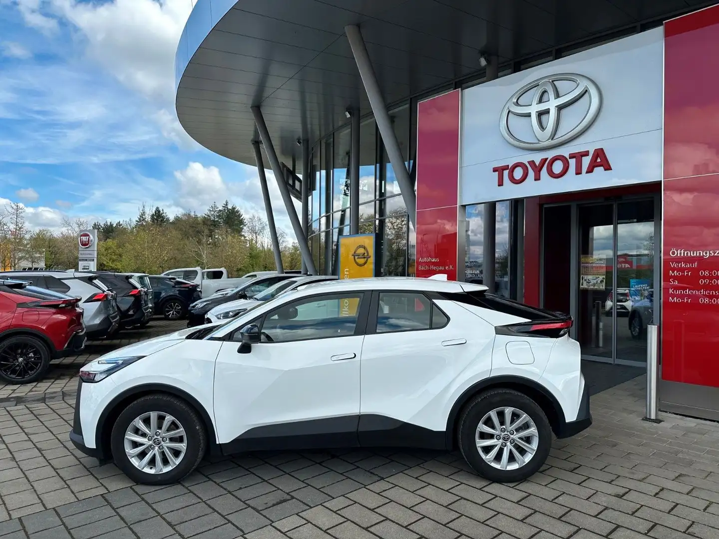 Toyota C-HR 1.8 Hybrid Business Edition, LED,SITZ-HZG Blanc - 2
