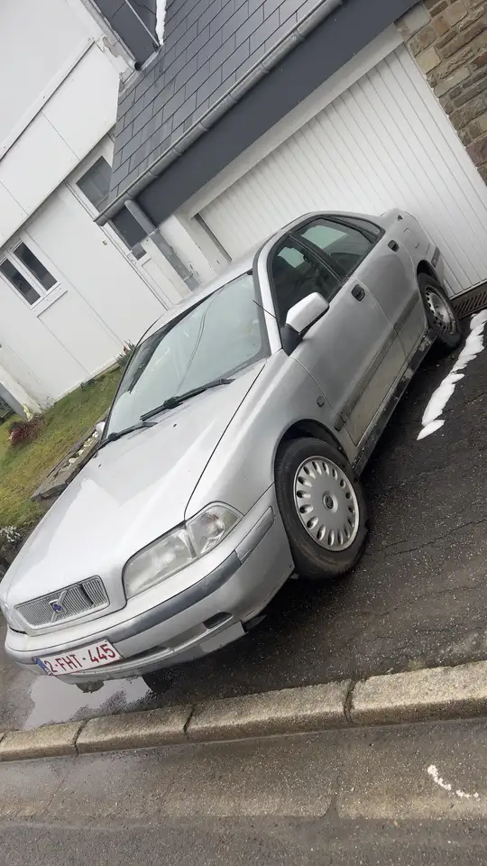 Volvo S40 1.9 D, foto 1