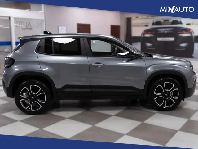 Jeep Avenger view 6
