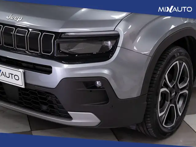 Jeep Avenger view 9
