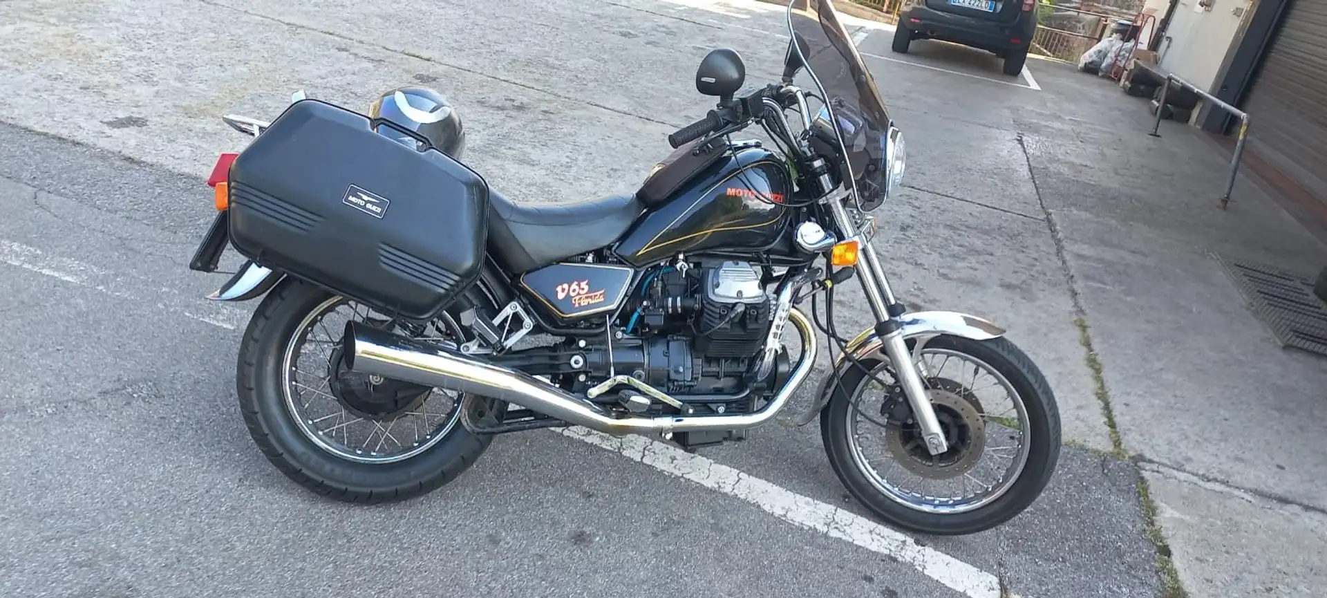 Moto Guzzi V 65 FLORIDA Czarny - 2
