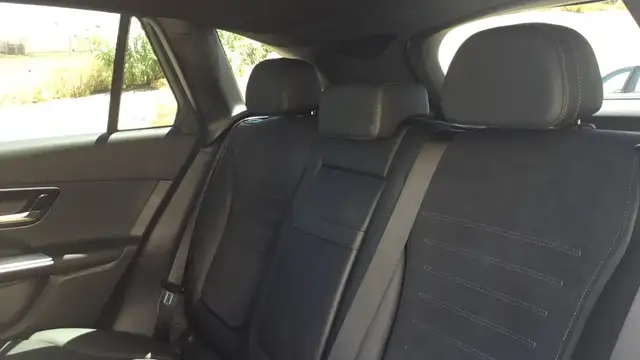 Mercedes-Benz GLC view 11