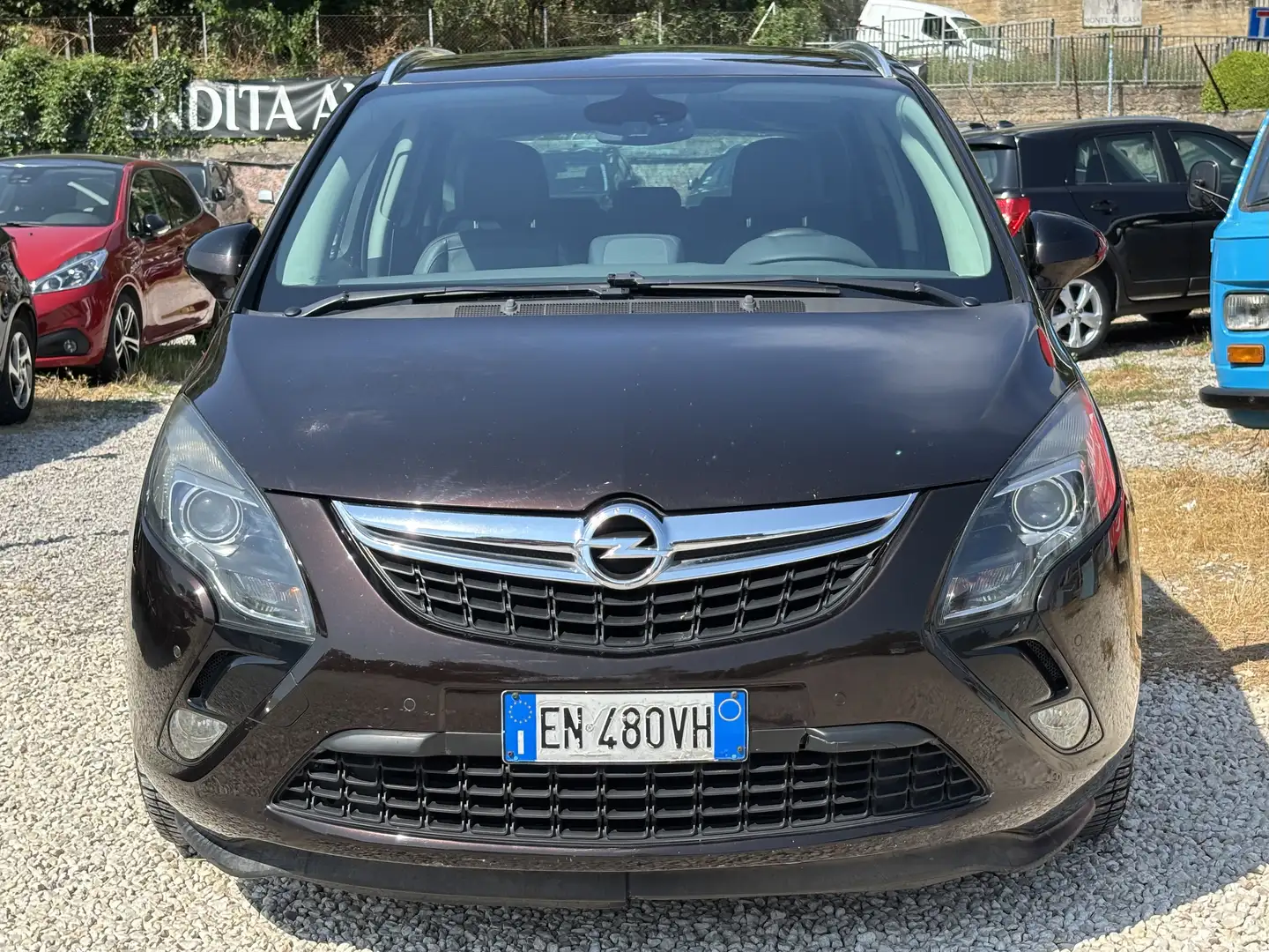 Opel Zafira Tourer 2.0 cdti Cosmo 165cv Bruin - 2