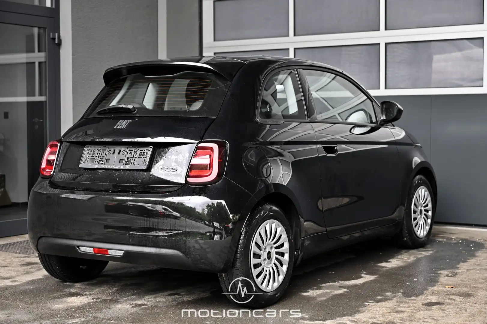 Fiat 500e Action Pickerl NEU Černá - 2