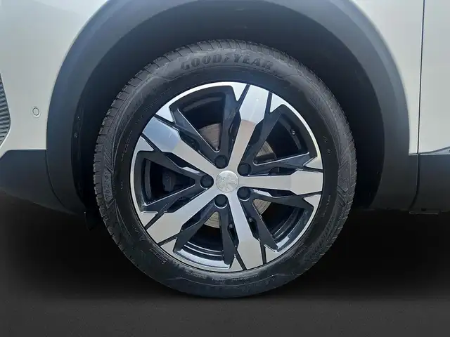 Peugeot 5008 view 8